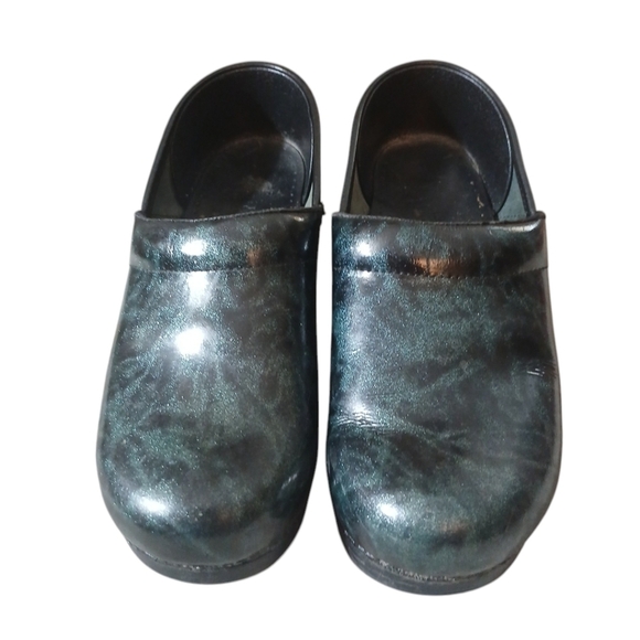 Dansko Blue/Green Marbled Tie Dye Patterned Professional Clogs Women's size 9 - Picture 4 of 12